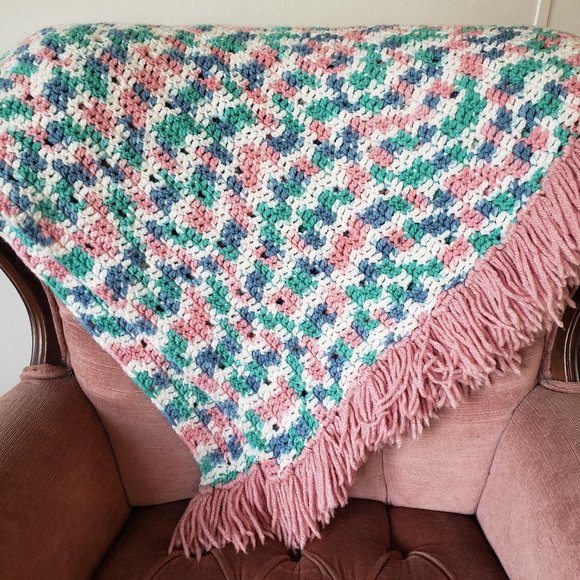 Handmade Vintage Tassel Crochet Knit Blanket Throw - Picture 2 of 3